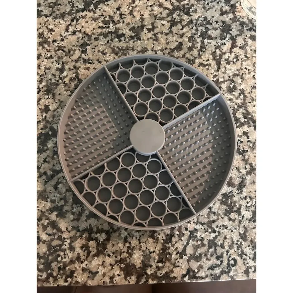 Dog Lick Mat, Anti-Choking Elevated Feeding Plate with Suction Cups, Interactive